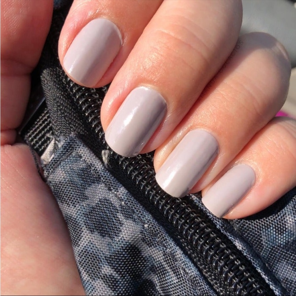 *Retired*Color Street: Amazing Greige | Gray Beige Neutral Classic Minimalist - Picture 9 of 13
